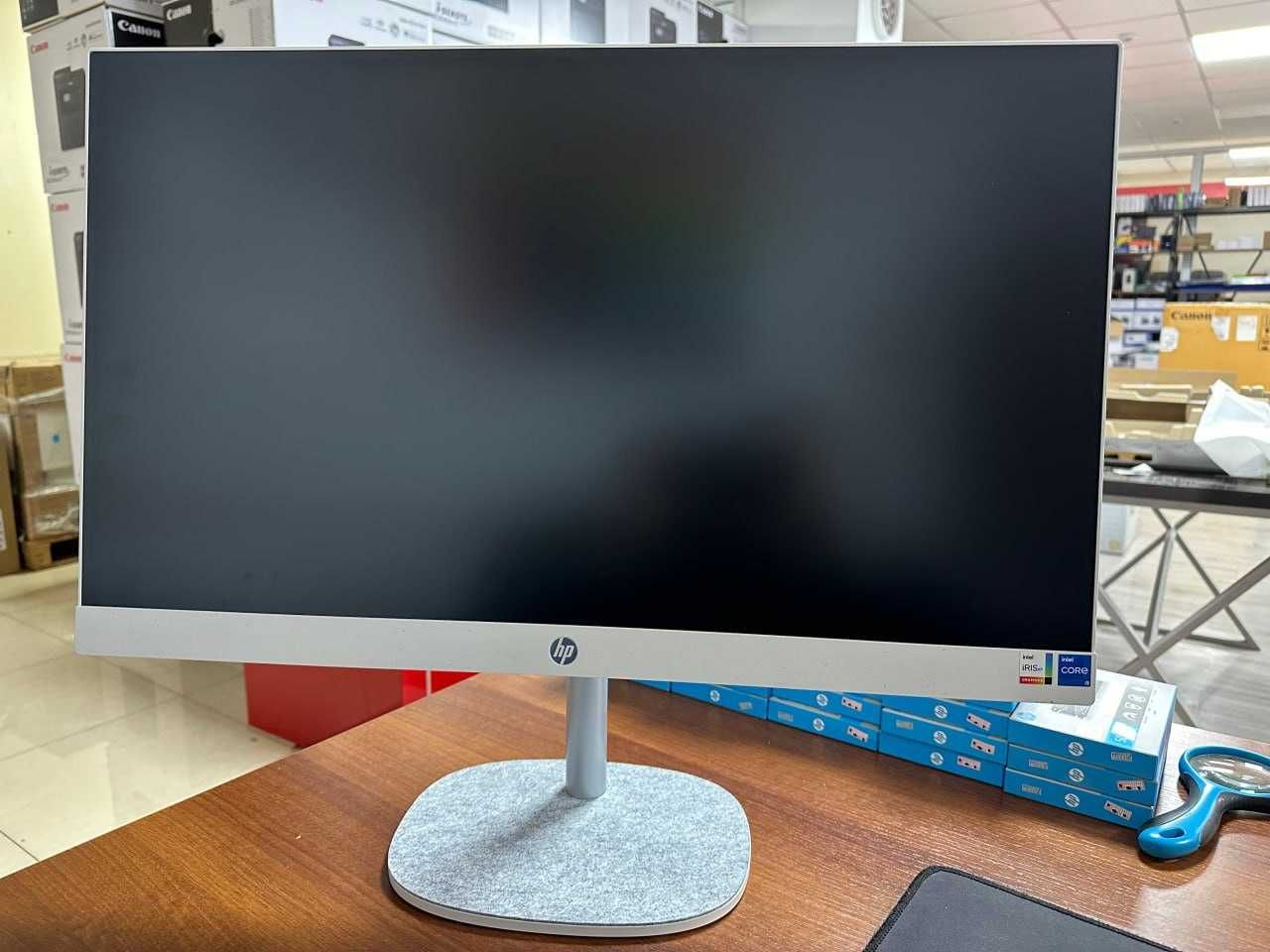 Моноблок HP AiO 27" Сore i5-1335U, DDR 16GB, SSD 512Gb,  Iris X