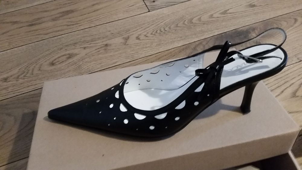 Италиански, VIAGGI, 39 номер - за бал и повод