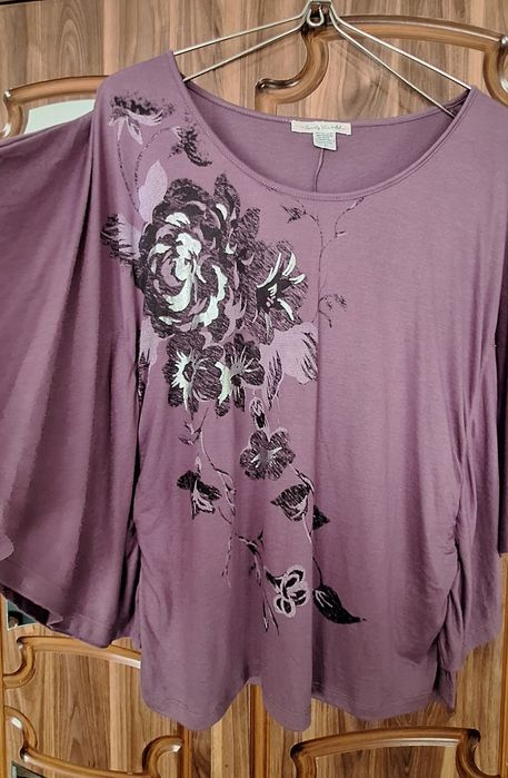 Новая нарядная размер Л