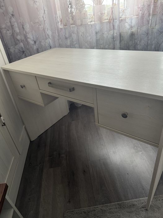 Birou 80cm inaltime 120cm lungime