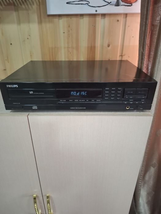 CD проигрователь PHILIPS CD 690