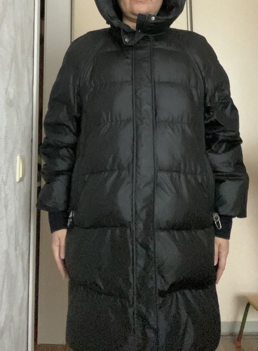 Продам зимнюю женскую куртку