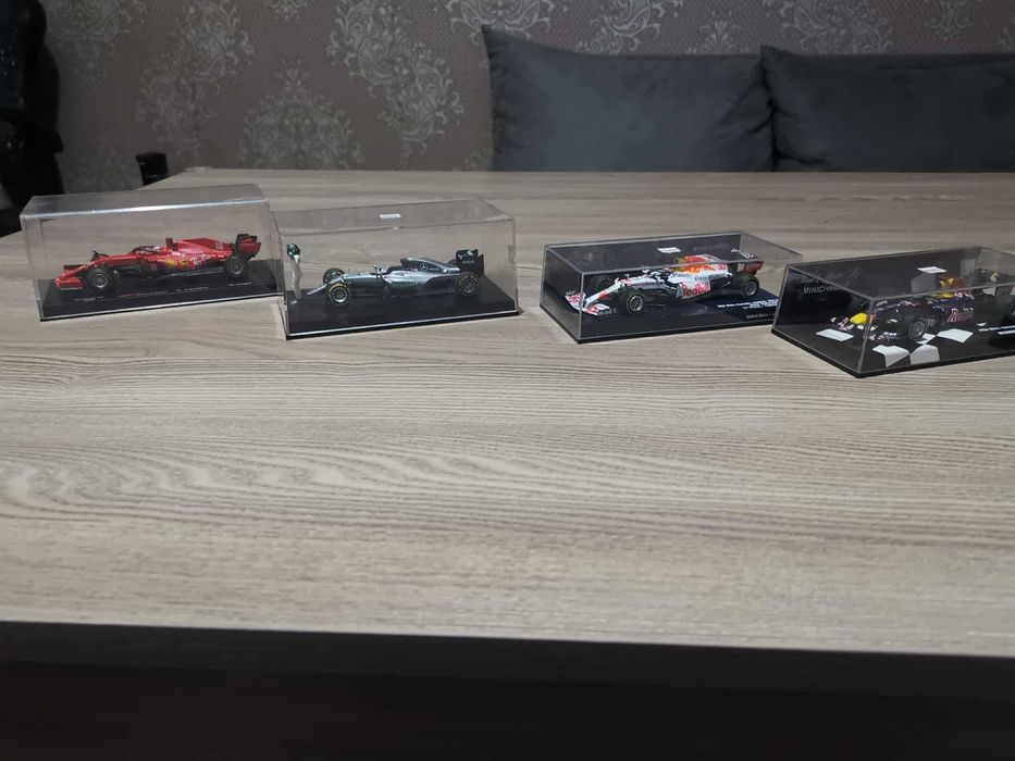 F1 BURAGO 1:43 FERRARI - Charles Leclerc