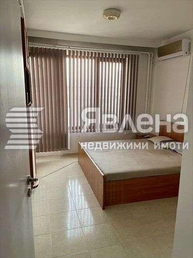 2-стаен до хотел Санкт Петербург