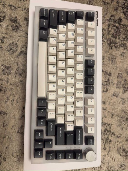 Клавиатура Feker IK75v3 + keycaps + silent mechanical switches.