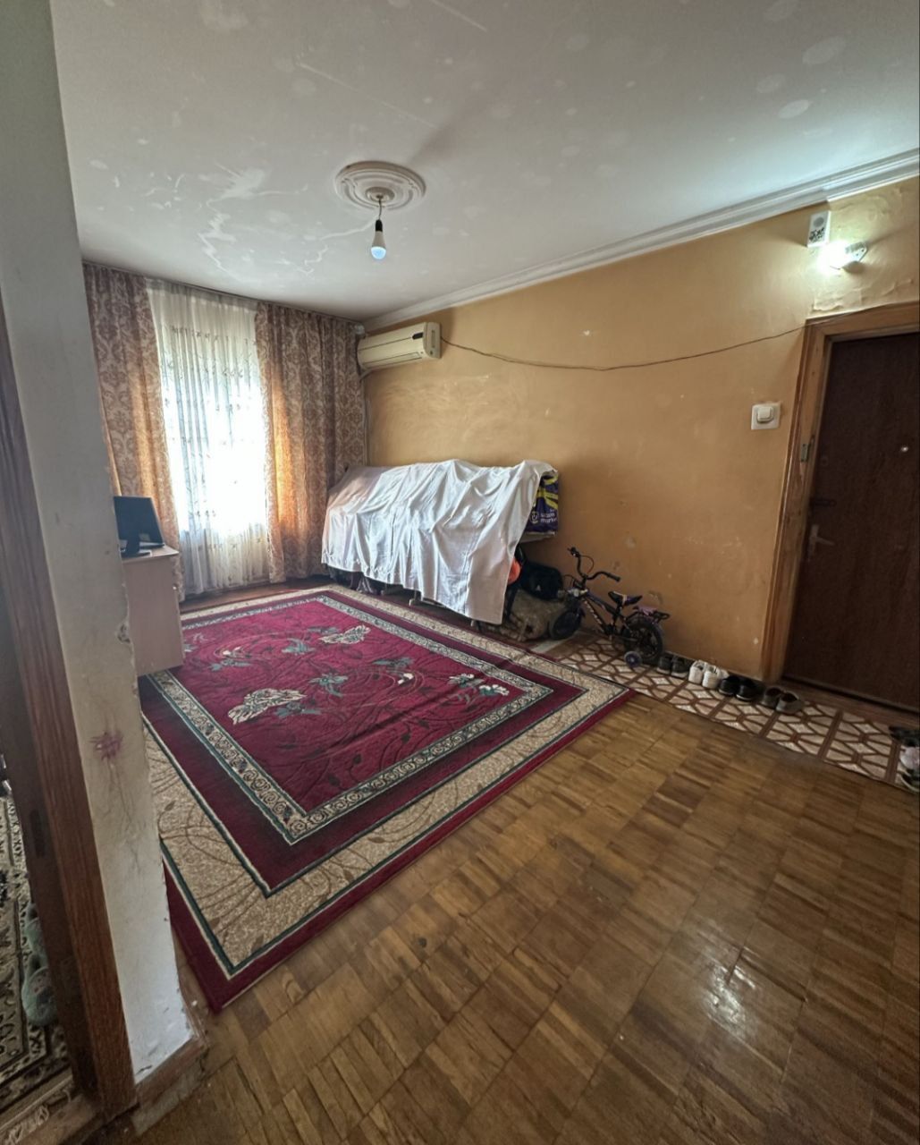 Продается квартира юнусабад 19кв 3/3/5
