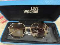 Слънчеви очила Love Moschino