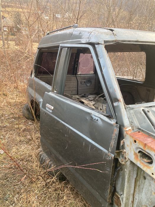 Caroserie nissan patrol y60 scurt