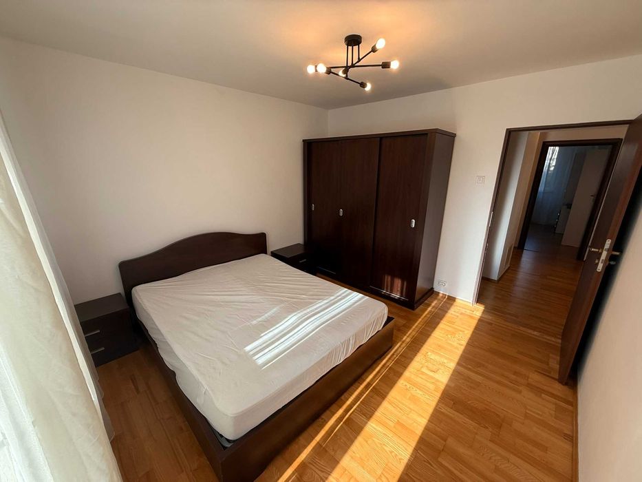 Apartament 4 camere, 103 m², etaj 2/4-Băneasa-București-Ploiești