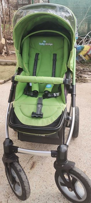Продавам бебешка количка 2в1. Запазена много
