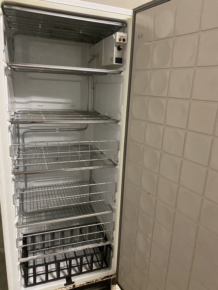 Фризер Electrolux