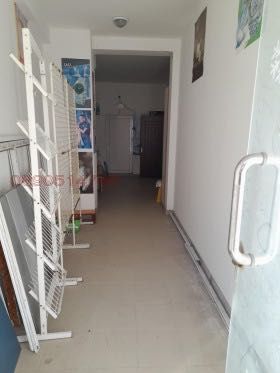 Дава се под наем Магазин в Варна, Христо Ботев - 117 кв.м за 509.49 € - Снимка #4