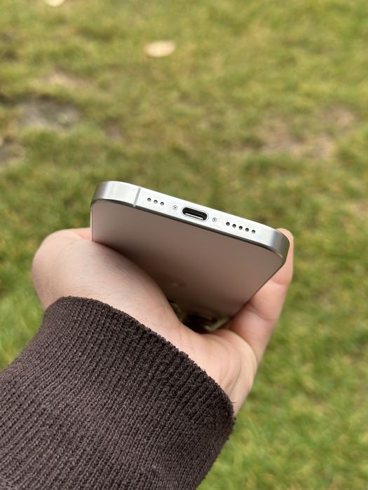 Iphone 16 pro srochna white