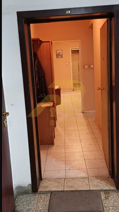 Продава се Тристаен апартамент в София, Разсадника - 115 кв.м за 2208 €/кв.м - Снимка #6