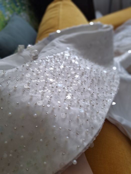 Rochie albă Bby, mărimea 34, XS, lungă, nouă, cu crăpătura pe picior