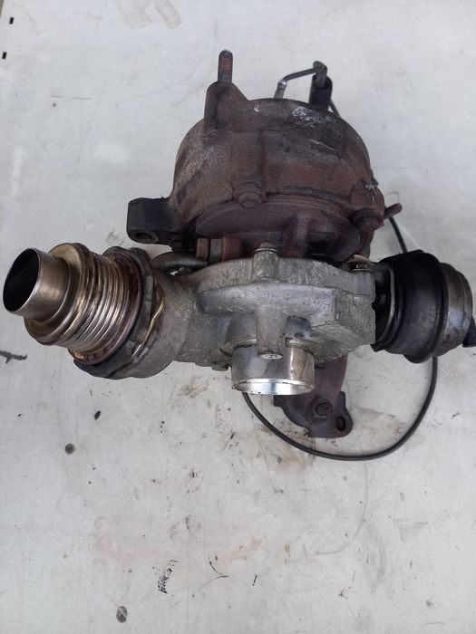 Турбо Audi A6 4F 2.0TDI BRE