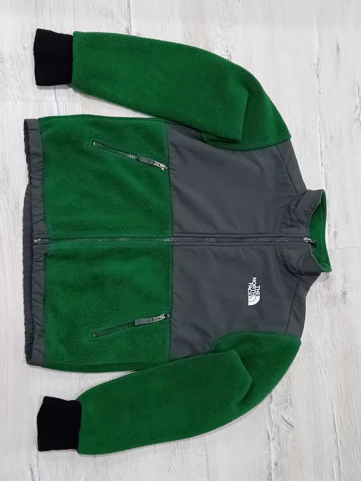 The North Face DryVent  / Stone Island / Adidas / Dsquared2
