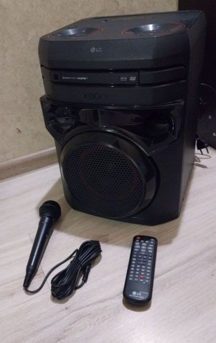 Музыкальный центр LG. Состояние - как новый.