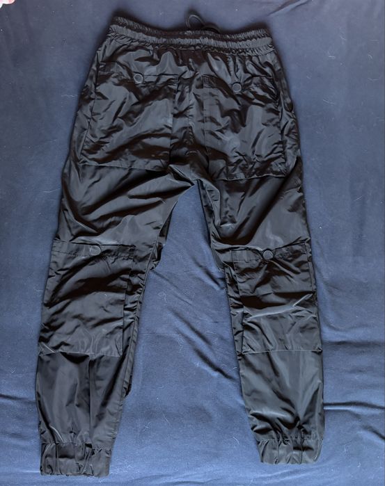 Продавам LUDA Рядък панталон