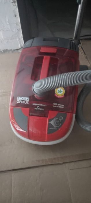 Пылесос      Thomas