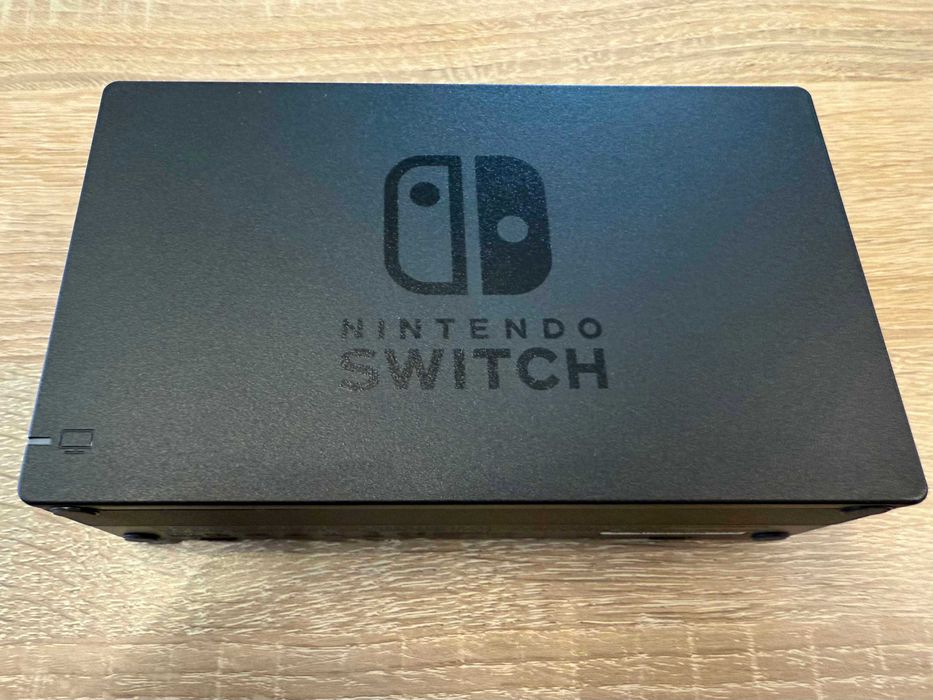 Nintendo Switch v2 + 128GB MicroSD и много аксесоари