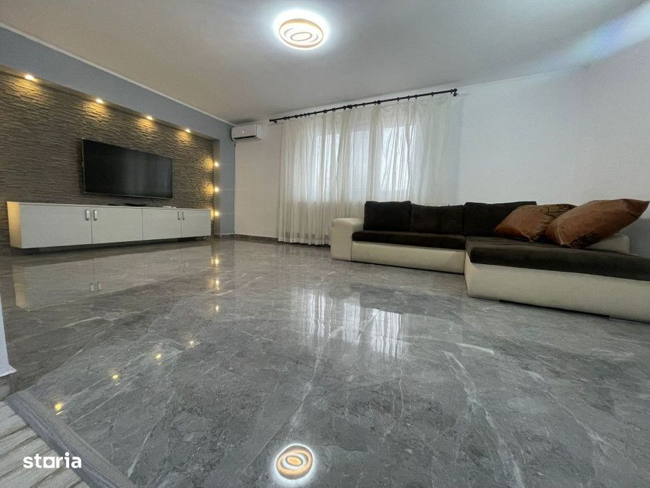 Vanzare casa situata in Targu Jiu, str. Salcamului