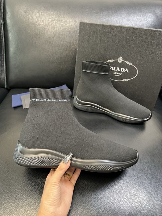 Adidasi Prada , calitate premium , noi , 41 , pe comanda