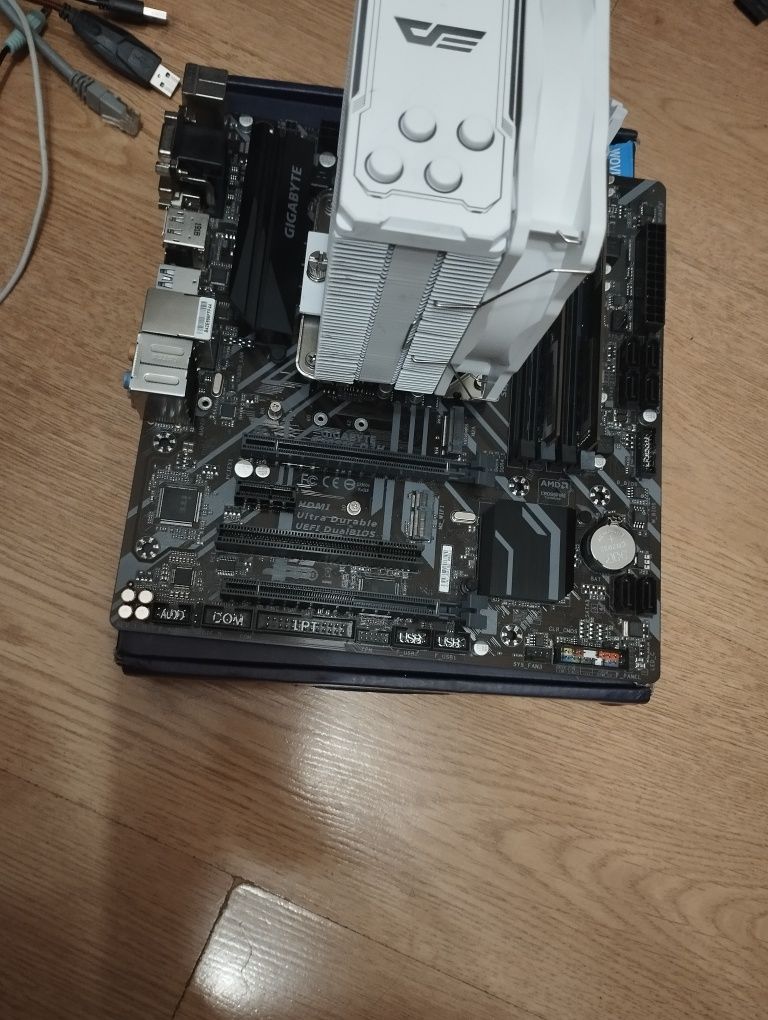 Продам комплект i7 9700 mb b365 ozu32gb