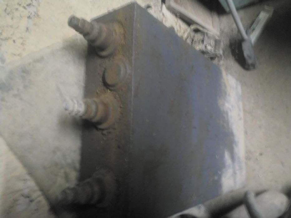 Конденсатор трёхфазный