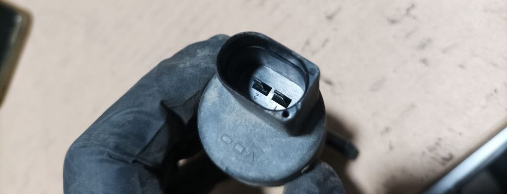 Pompă apă spălare ; Megane,Clio,Laguna, livrez colet avantajos oriunde