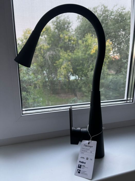 Смеситель Haiba, новый. Чёрный, гибкий излив