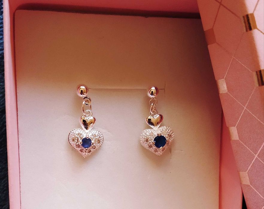 12 различни,нови, сребърни обеци. Различни модели. 25/60 лв.,в кутия