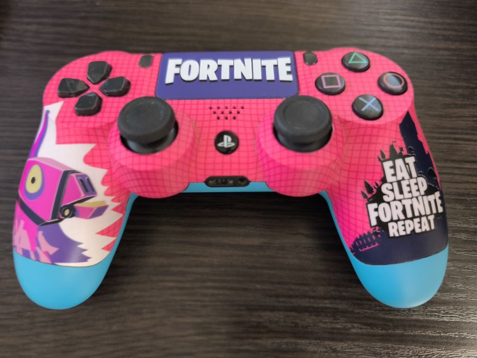 Оригинальный джойстик на Sony PS 4