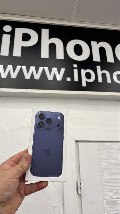 iphone 17 pro max. 512 gb. Deep Blue
