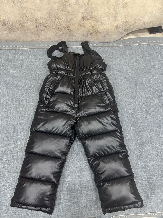 Продам зимний комбензон с курткой