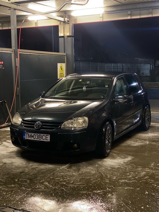 Vand golf 5-1,9 tdi 105cp