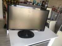 Vand monitor  BENQ  100 lei