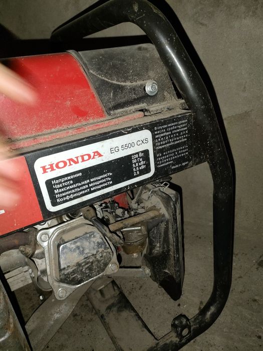 Продам генератор Honda EG 5500 CXS