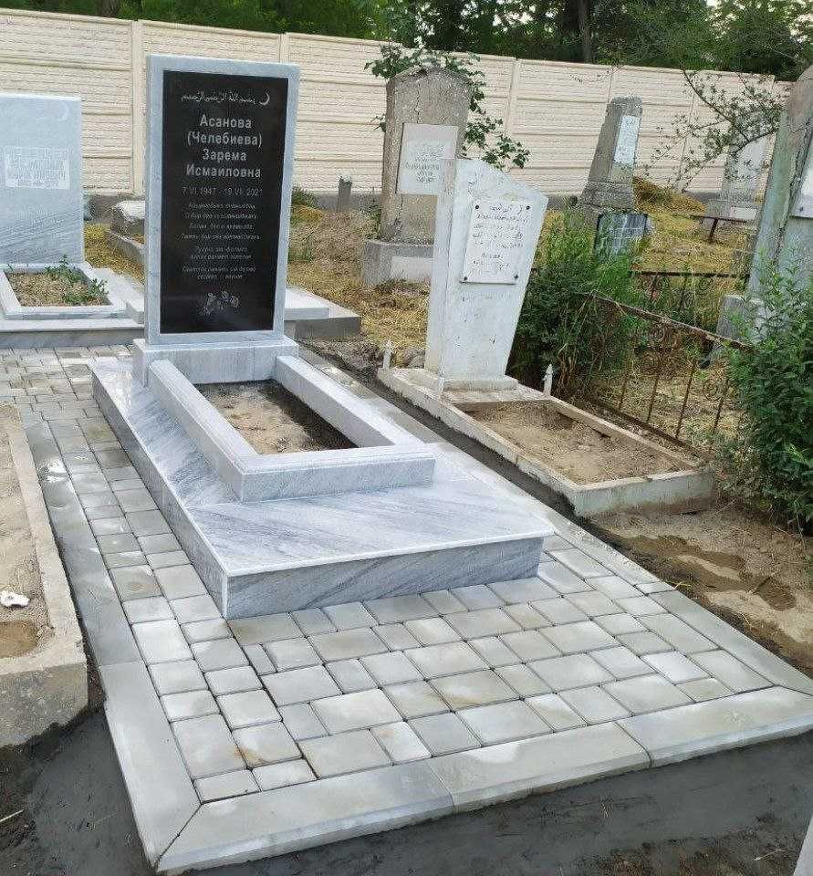 Памятники, гранитные и мраморные