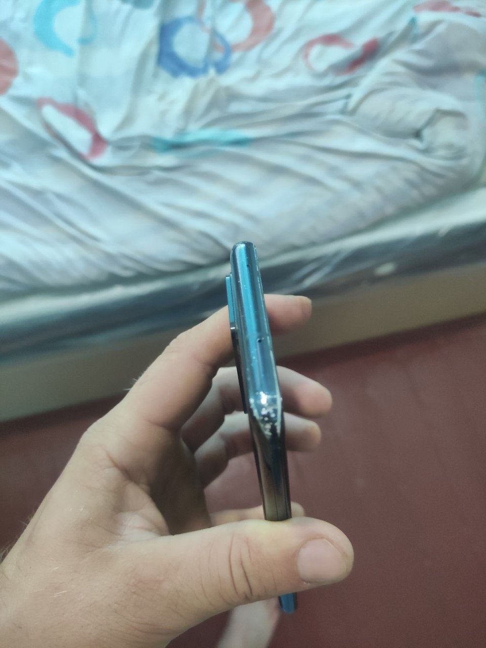 Samsung Galaxy S20 Ultra 5G 12/256GB sotiladi