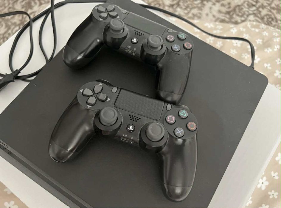 Ps4 slim + волан trustmaster t150