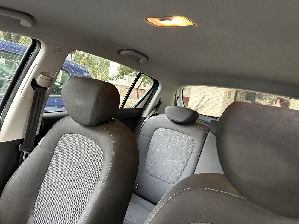 Автомобил Hunday i 20