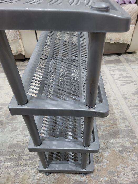 Продается подставка для обуви в отличном хорошеем состоянии.