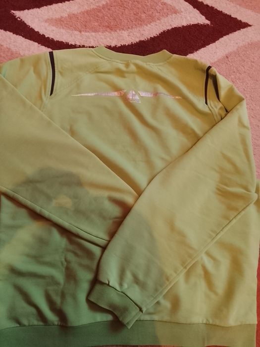 Vând bluza acg barbateasca