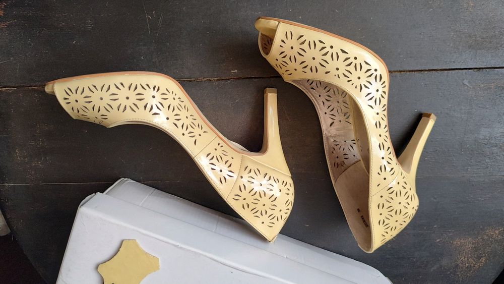 pantofi eleganți piele,38