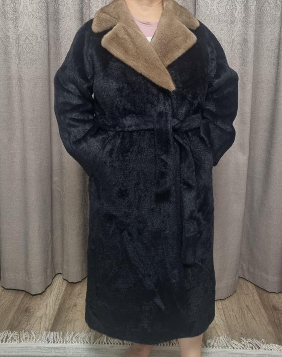 Продам срочно зимнее пальто в отличном состоянии