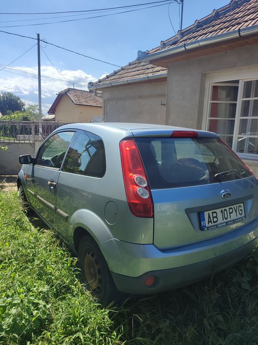 Vand Ford fiesta