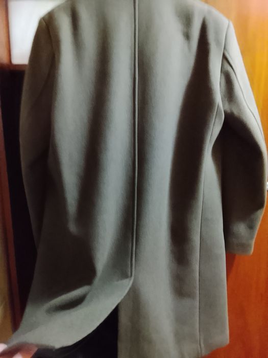 мъжко палто ,цветът на кафе с мляко!