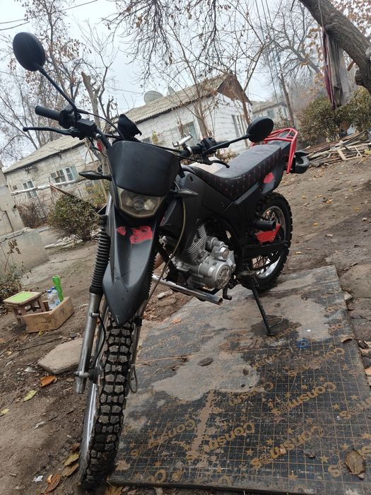 Мотоцикл Lifan GY3-200 эндуро