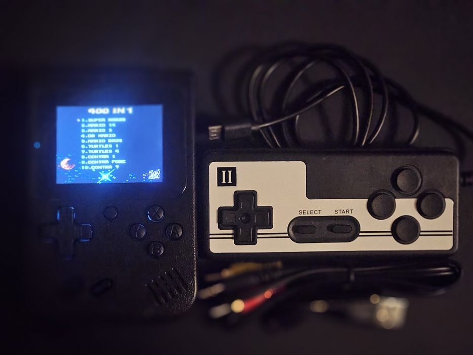 Consola portabila retro